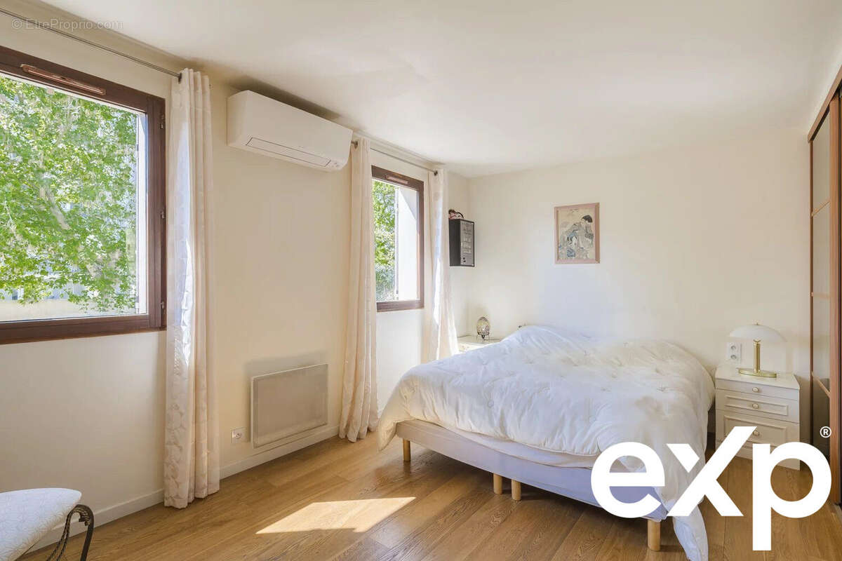 Maison à BONNEUIL-SUR-MARNE