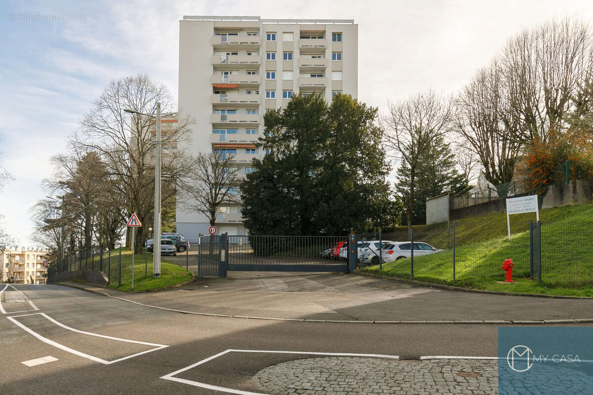 Appartement à OULLINS
