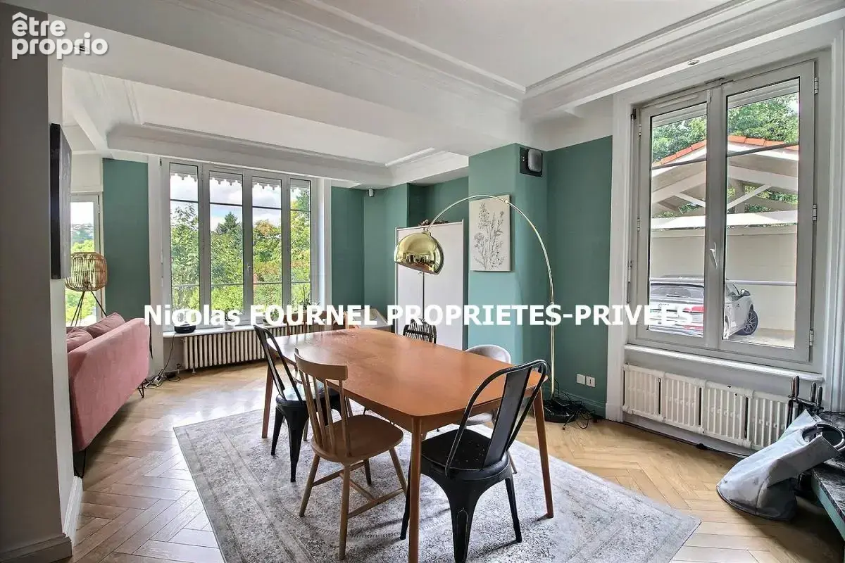 Saint Etienne maison de Maître de 275 m²  5 chambres, avec piscine, dépendance et carport sur 1900m² de terrain - photo 4