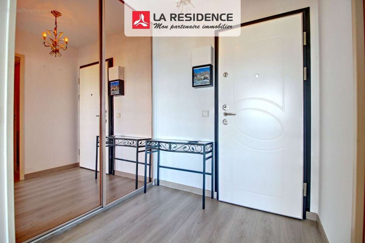 Appartement à LES MUREAUX