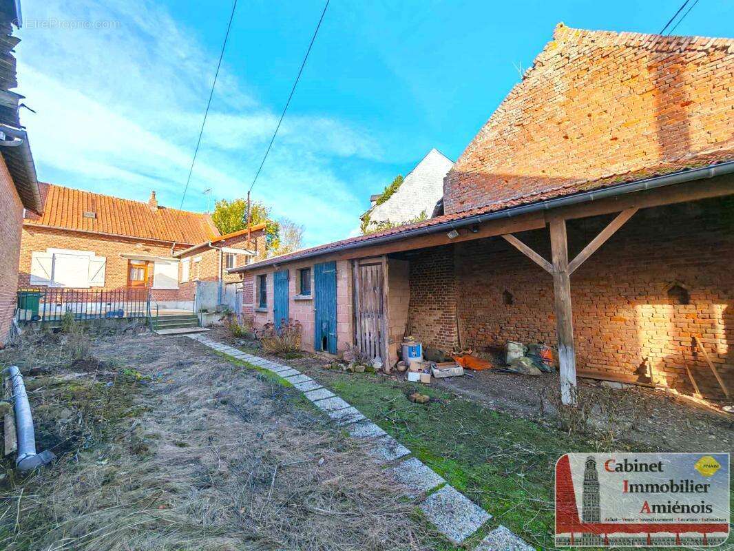 Maison à SAINT-SAUFLIEU