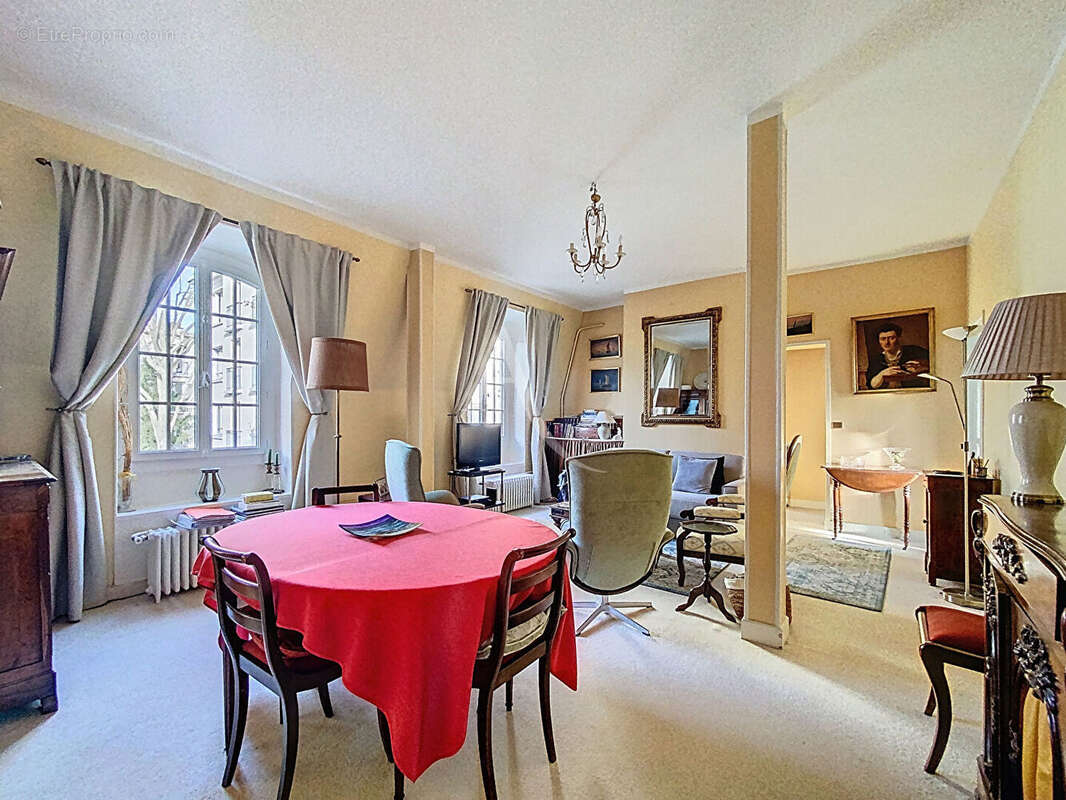 Appartement à SAINT-GERMAIN-EN-LAYE