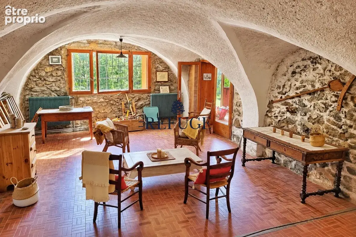Maison 5 pièces 207 m² à vendre à Saint-Paul-Sur-Ubaye (04530) - photo 5