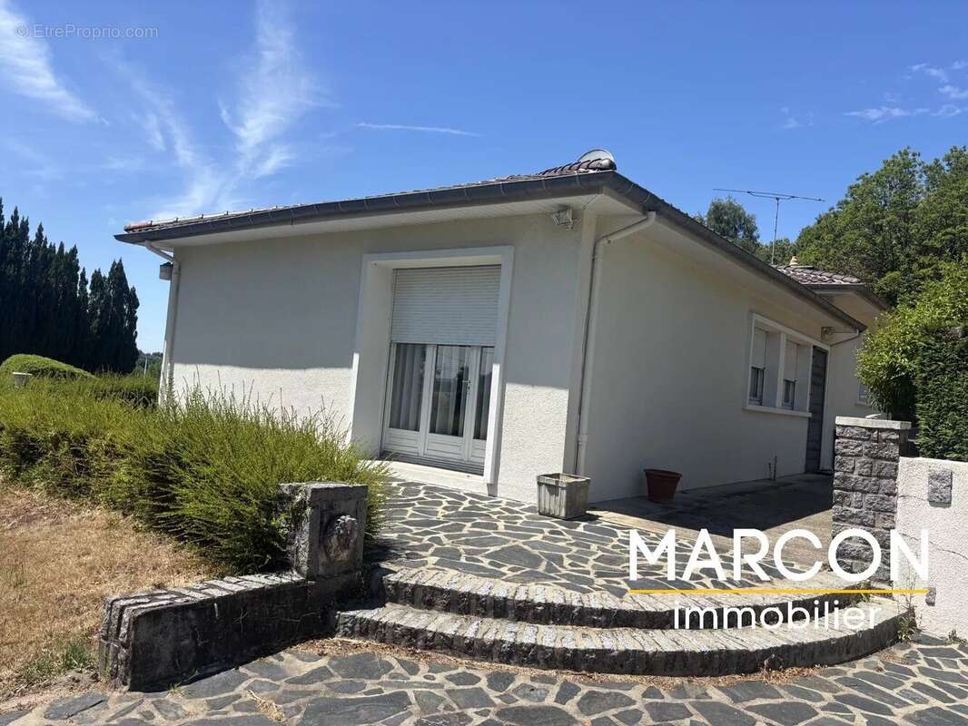 Maison à LA SOUTERRAINE