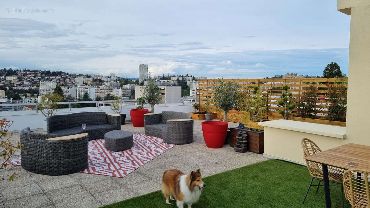 Appartement à SAINT-ETIENNE