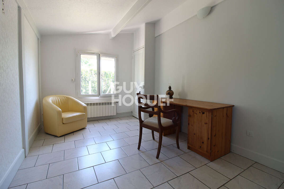 Maison à VERNEUIL-L'ETANG