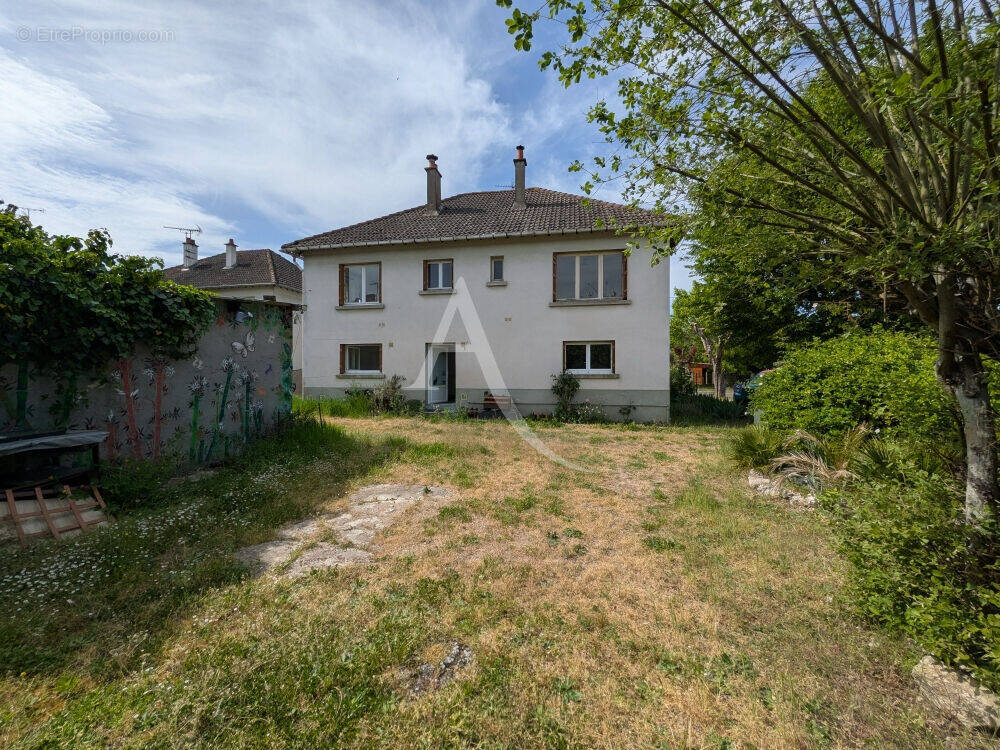 Maison à ONZAIN