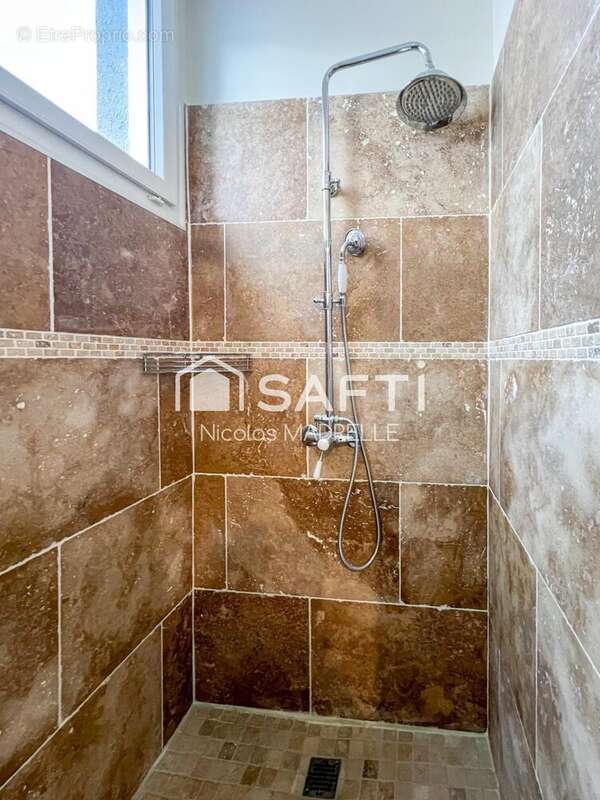 Photo 8 - Maison à AMBARES-ET-LAGRAVE