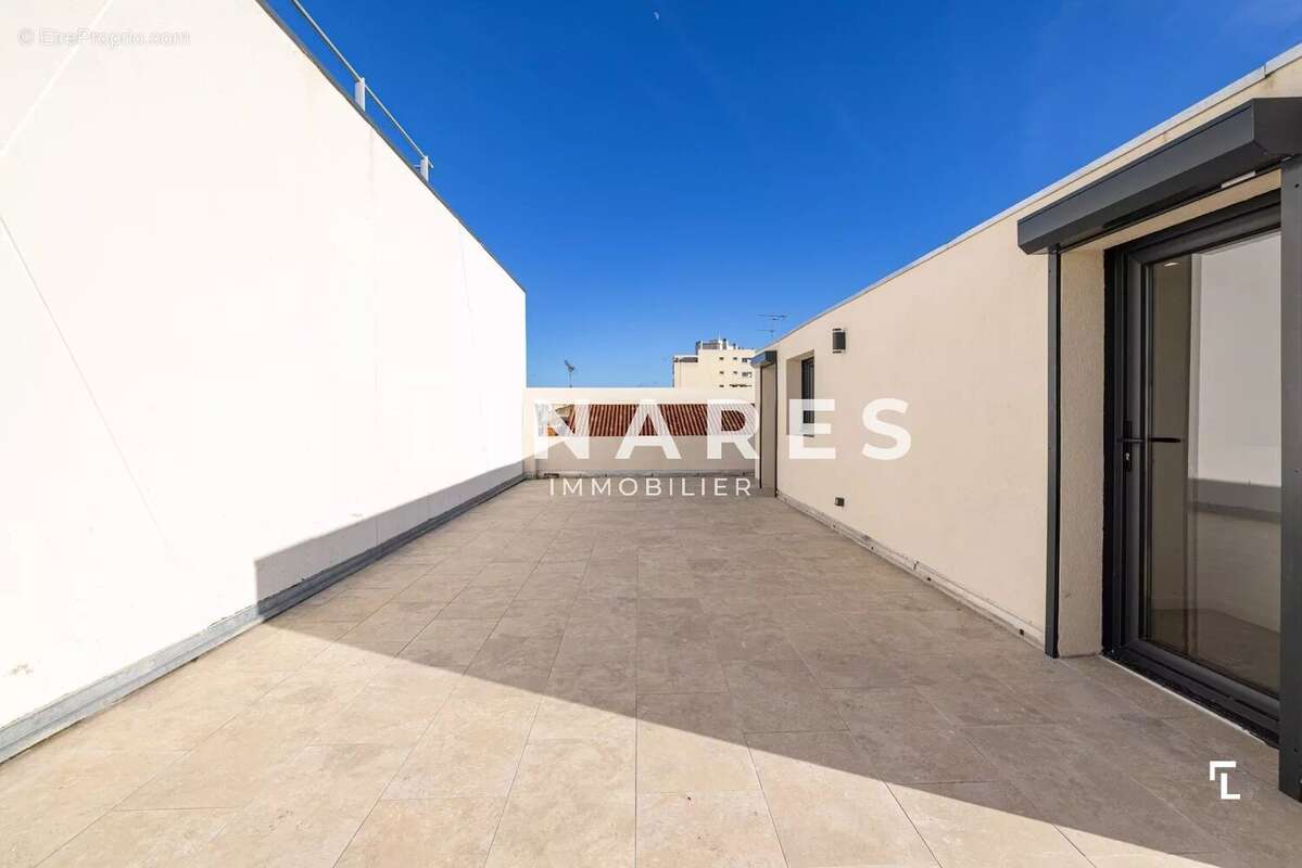 Appartement à MARSEILLE-5E
