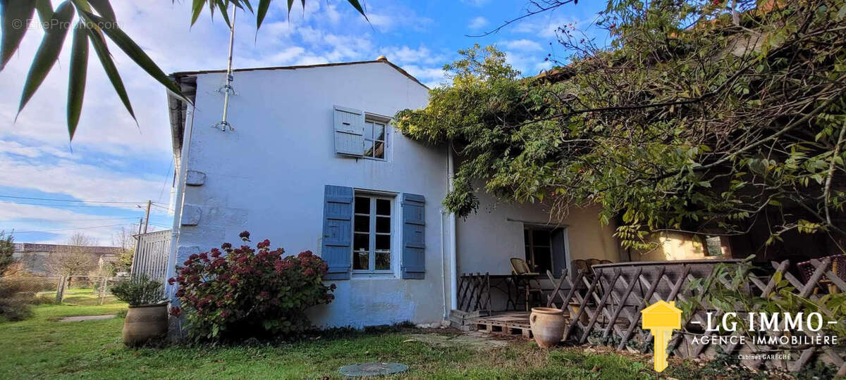 Maison à SAINT-FORT-SUR-GIRONDE