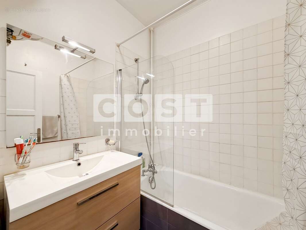 Appartement à ASNIERES-SUR-SEINE