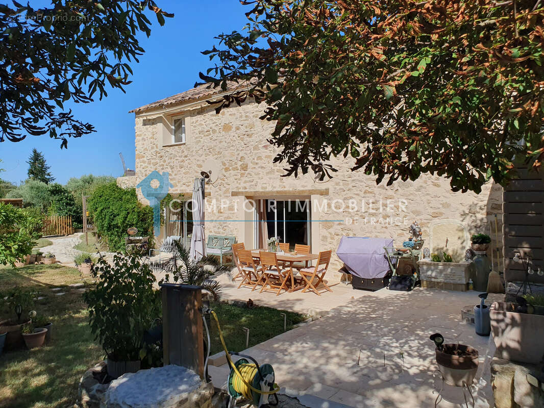 Maison à GOUDARGUES