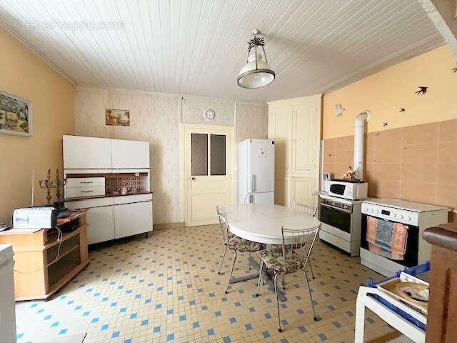 Maison à PAIMBOEUF