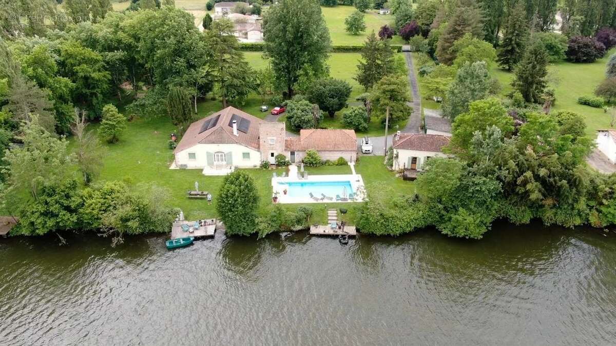 Maison à VILLENEUVE-SUR-LOT
