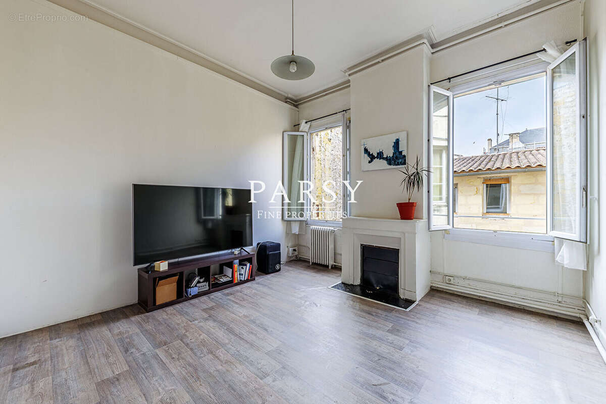 Appartement à BORDEAUX