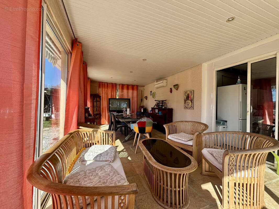 Maison à COULOUNIEIX-CHAMIERS