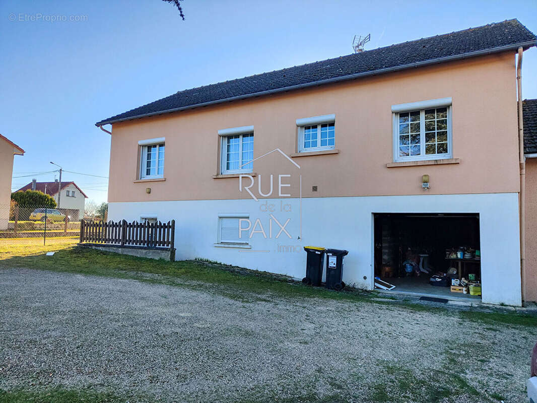 Maison à CHATELLERAULT