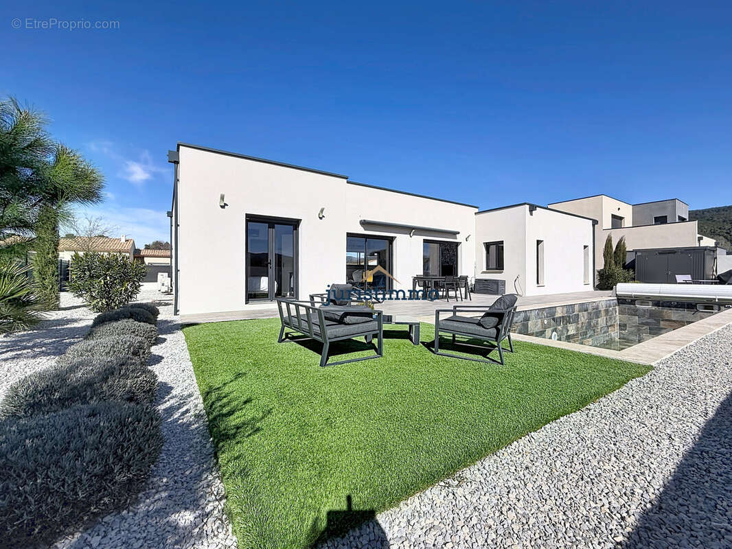 Maison à VAISON-LA-ROMAINE