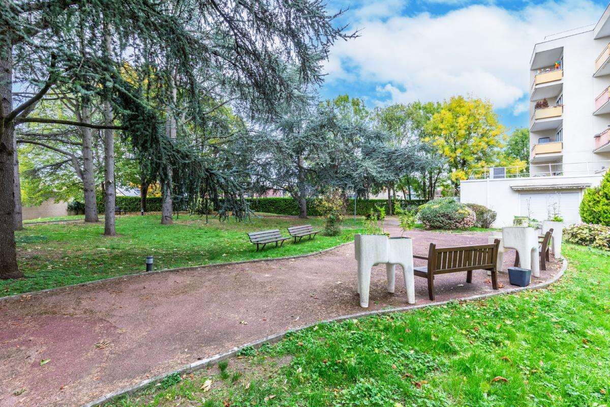 Appartement à ERMONT