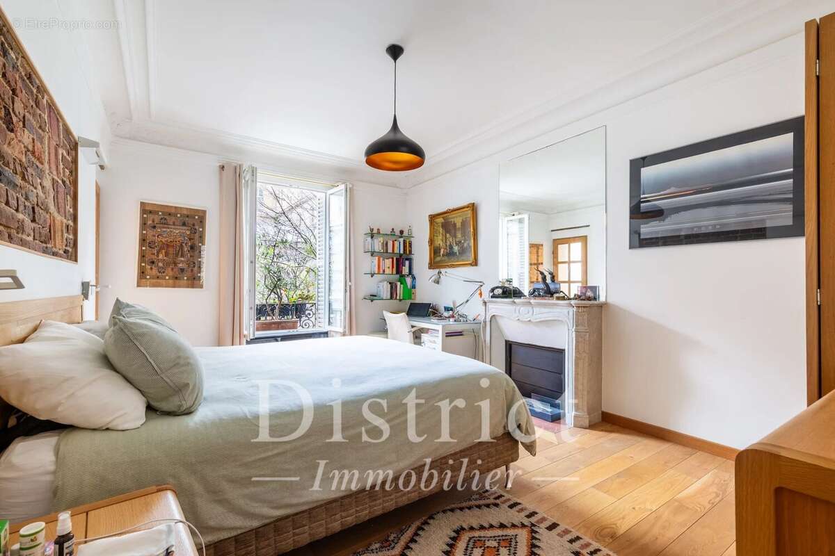 Appartement à PARIS-4E
