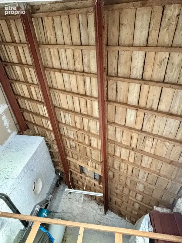 Maison R+1 T4 avec garage, cour et parcelles non attenantes - photo 17