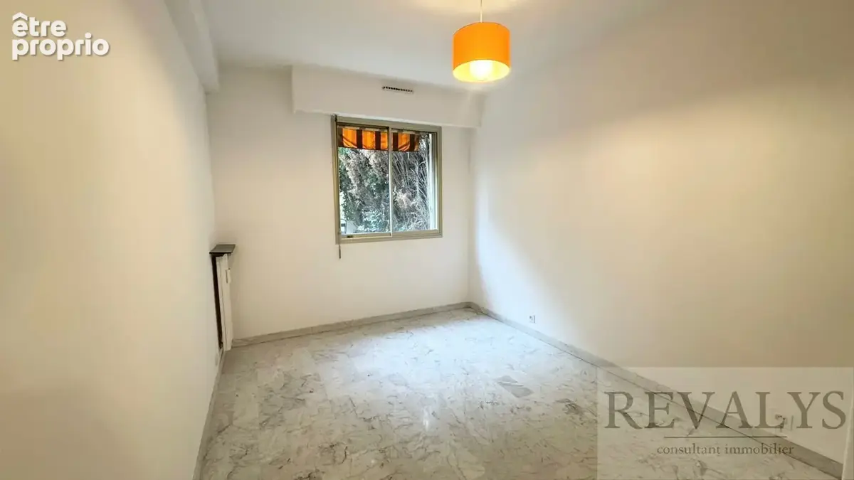 Alpes maritimes (06) - beaulieu sur mer - a vendre  appartement 3 pieces avec terrasse 40m2 + garage - photo 4