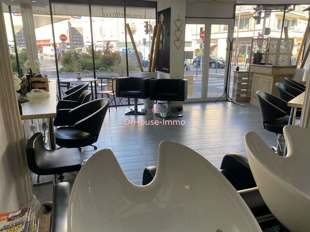 Commerce à CAGNES-SUR-MER