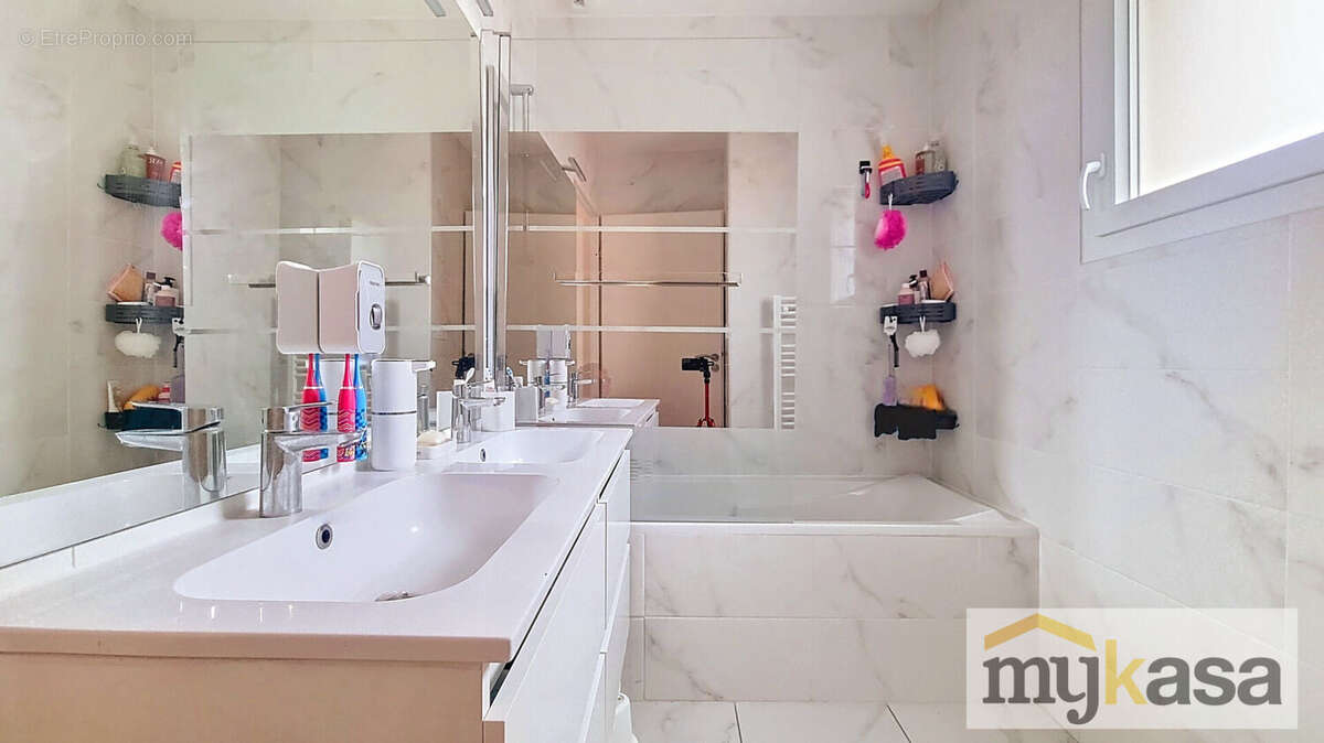 Maison à PORT-DE-BOUC