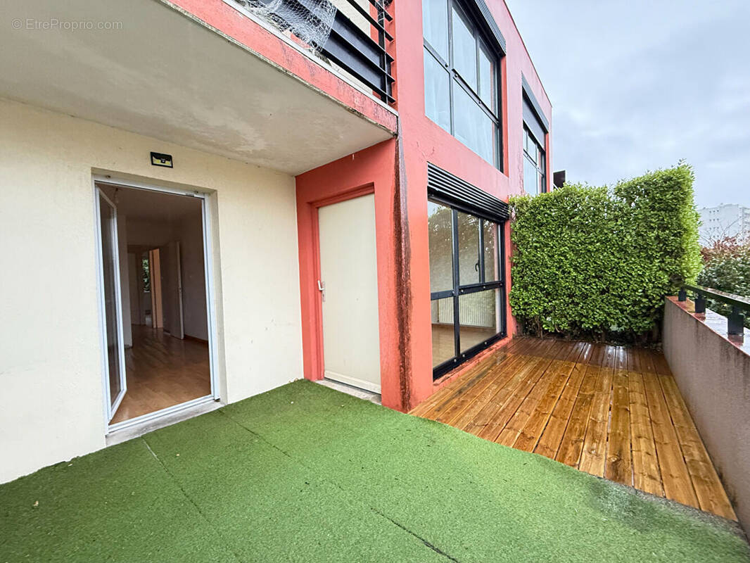 Appartement à LE RELECQ-KERHUON