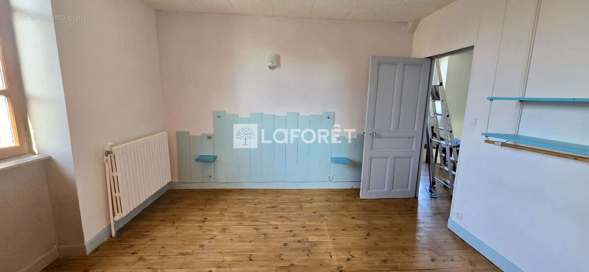 Maison à SAUVETERRE-DE-ROUERGUE