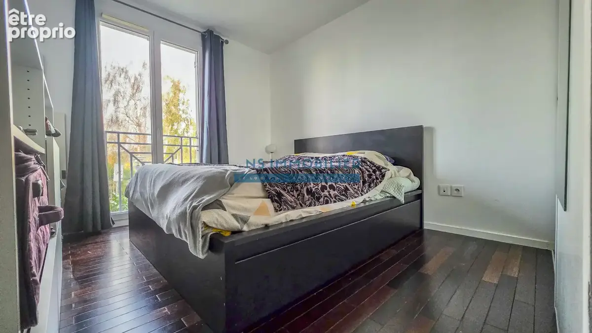 Appartement F4 74m2 + Terrasse + 2 Parkings - photo 7