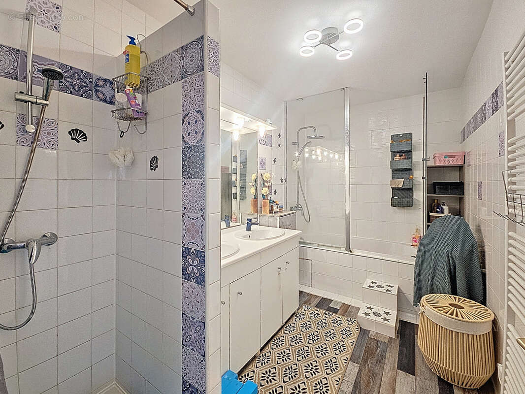 Maison à MONTREVEL-EN-BRESSE