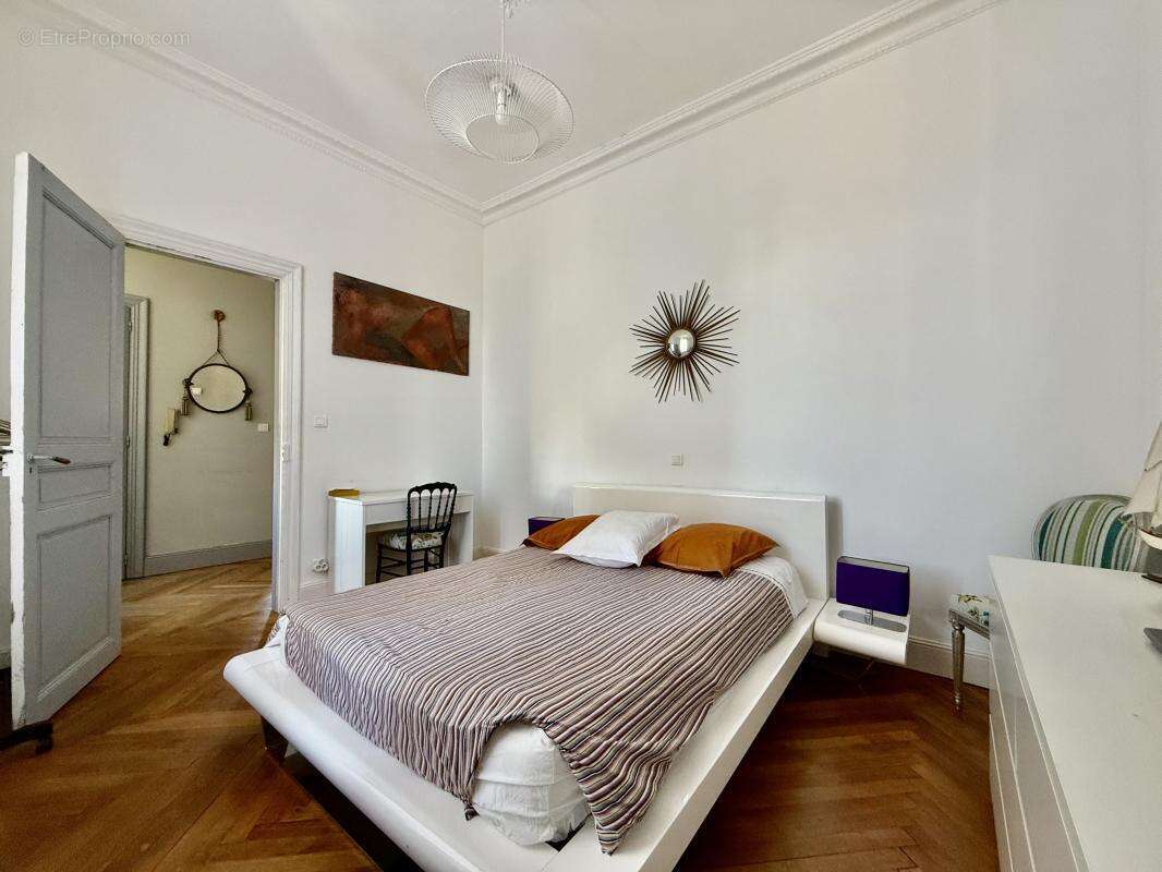 Maison à LEZIGNAN-CORBIERES