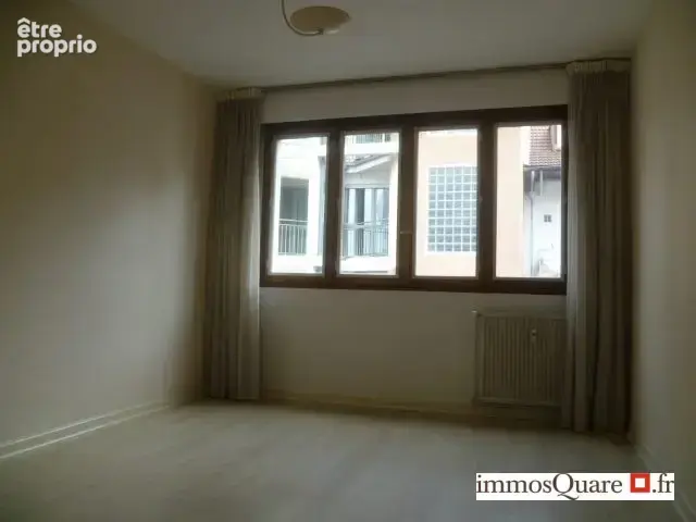 Appartement 81 m² à Voiron  - photo 7