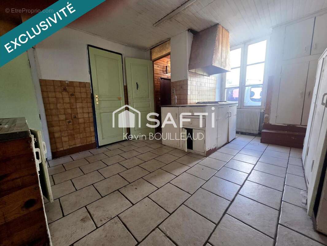 Maison 100 m² à Pamproux  - photo 3