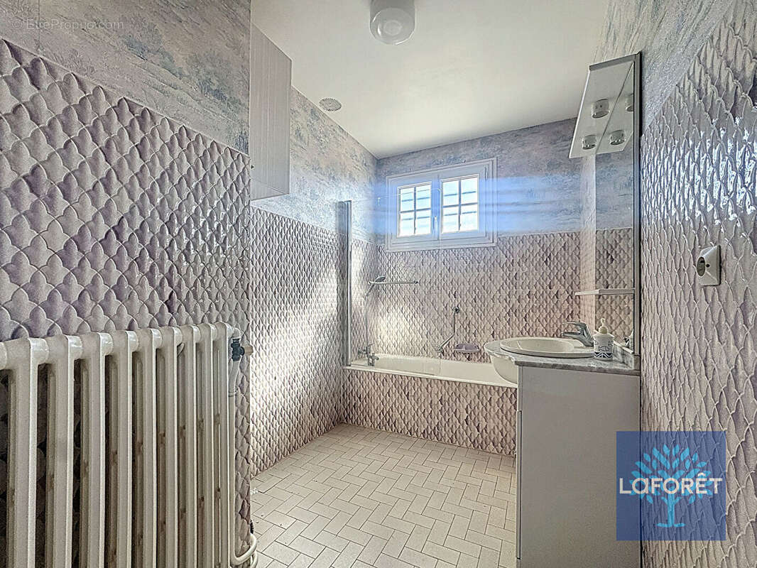 Maison à CHILLY-MAZARIN