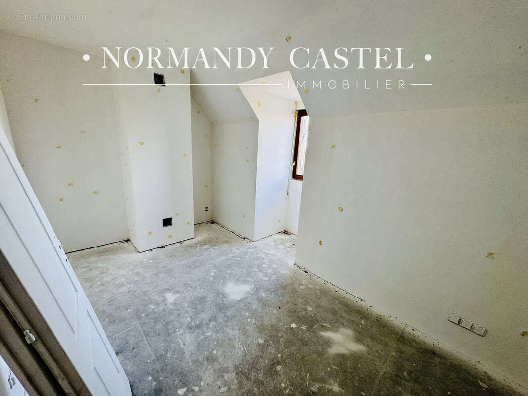 Maison à VILLERVILLE