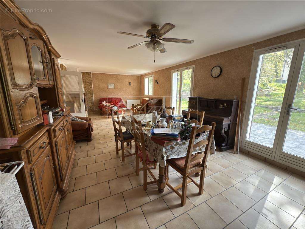 Maison à MILLY-LA-FORET