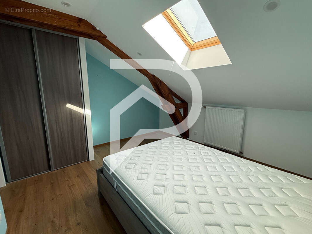 Maison à RIBECOURT-LA-TOUR