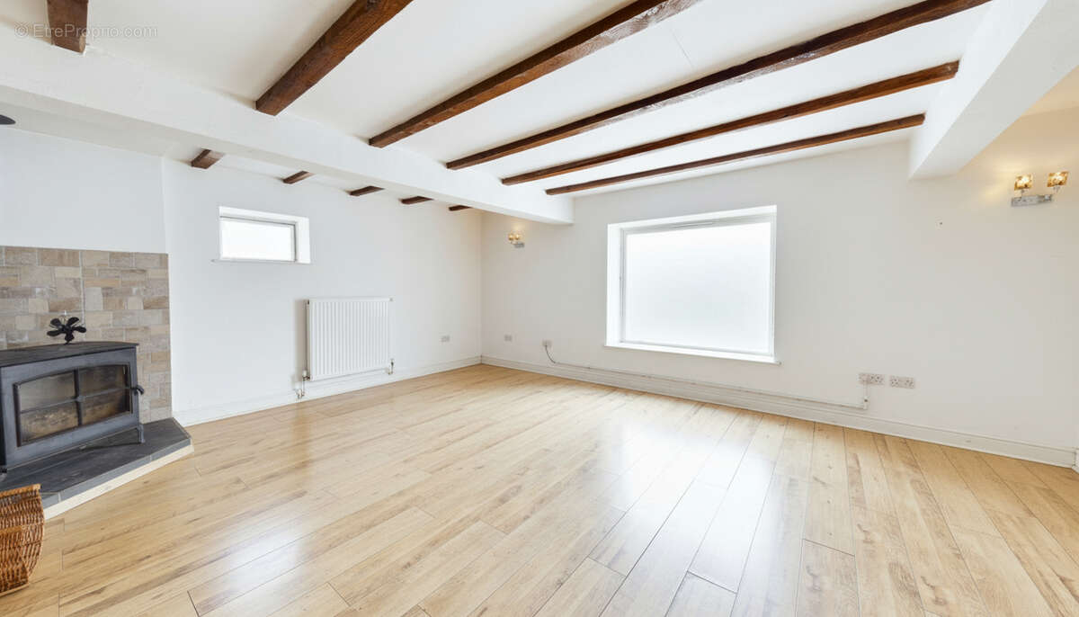 Maison T5 138 m² vue panoramique, suite parentale et jardin à 2 min du centre - photo 3