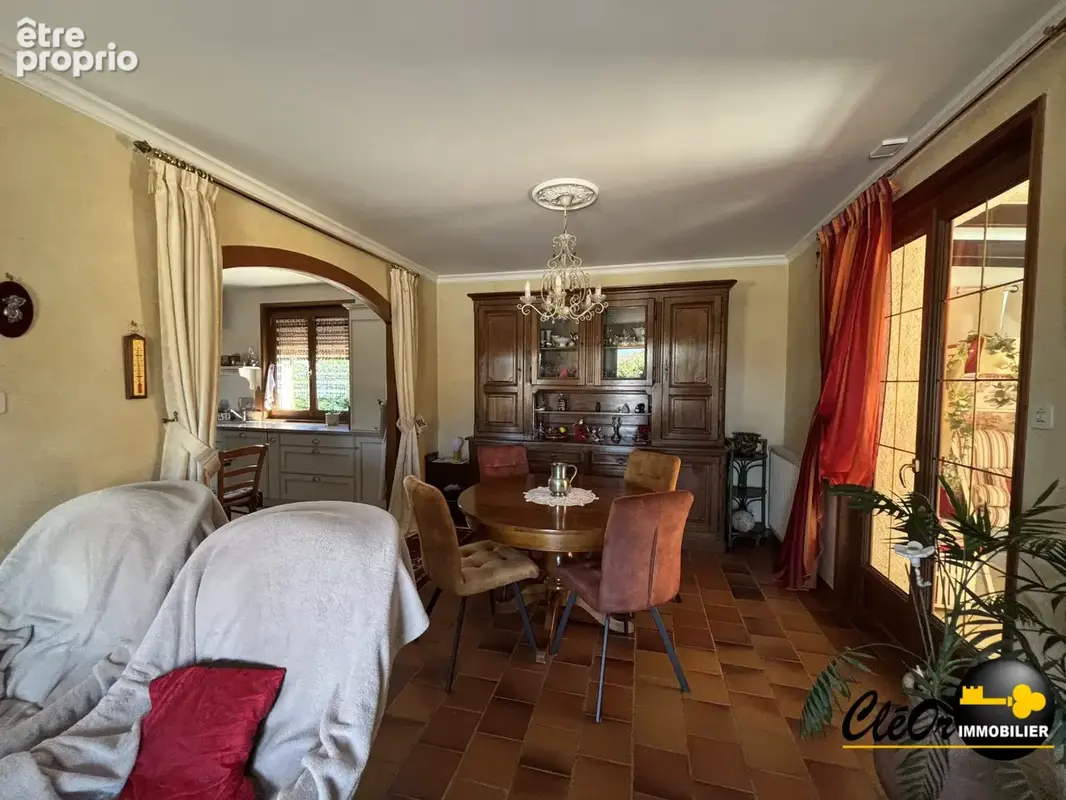 Maison 5 pièces 108 m² à vendre à Varennes-Le-Grand (71240) - photo 4