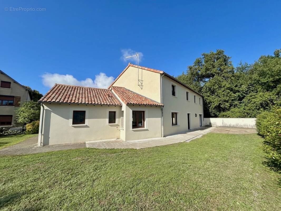 Maison à BEAUMONT