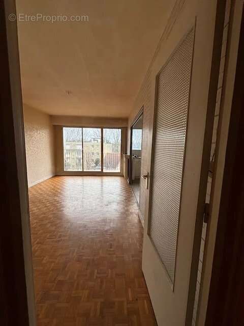 Appartement à SAINT-MAUR-DES-FOSSES