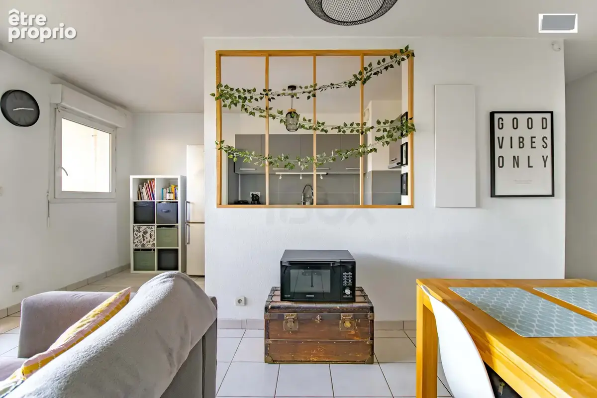 Toulon est- appartement t3 de 64 m2 au 3eme etage avec ascenseur 2 chambres terrasse et place de parking - photo 4