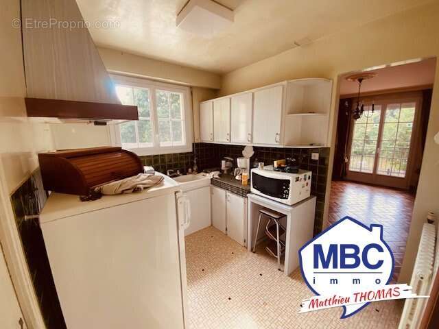 Maison à MONTREVAULT