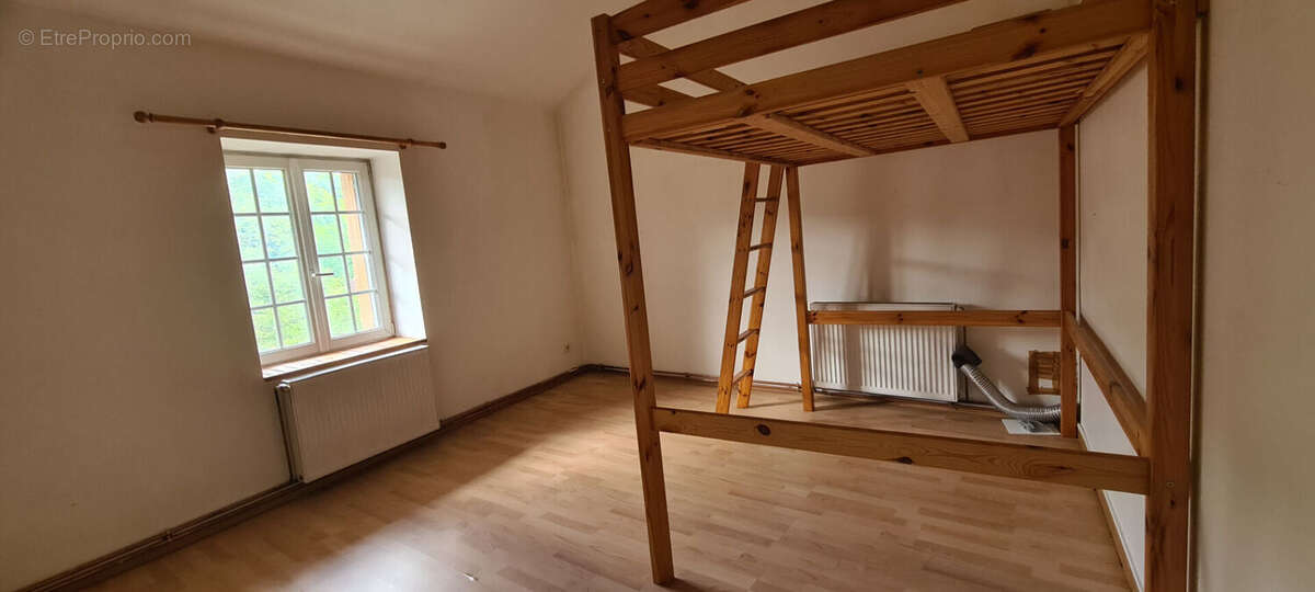 Maison à BOYEUX-SAINT-JEROME