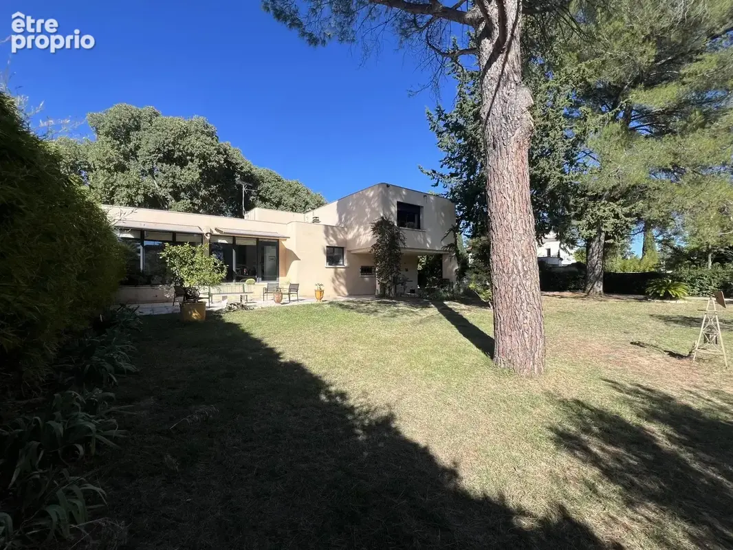 Maison 5 pièces 200 m² à vendre à Nimes (30000) - photo 2