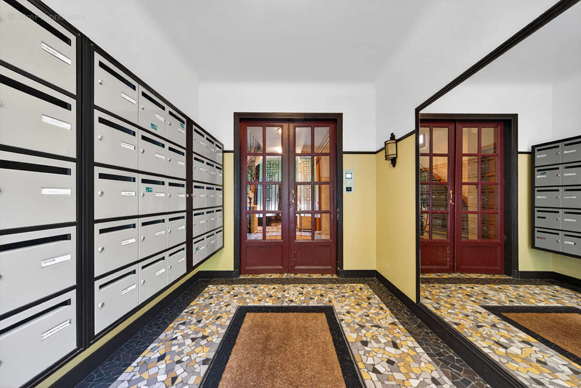 Appartement à PARIS-19E