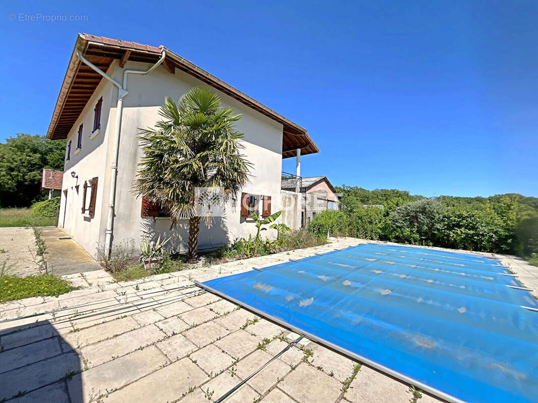 Maison à SAINT-AMOUR