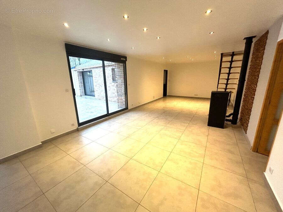 Maison à FLINES-LES-MORTAGNE